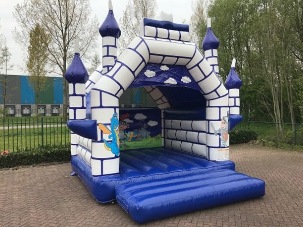 bouncer standard castle with roof