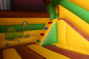 Bouncy castle multifun with roof