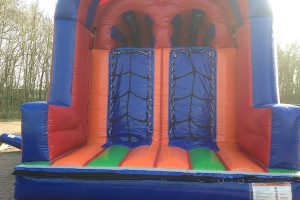 Title  Stormbaan 14,5 meter (2-delig)    Jump Factory bouncing obstacle course