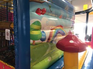 Special Indoor play area bouncy castles