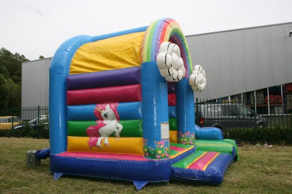 Bouncing castle with unicorns