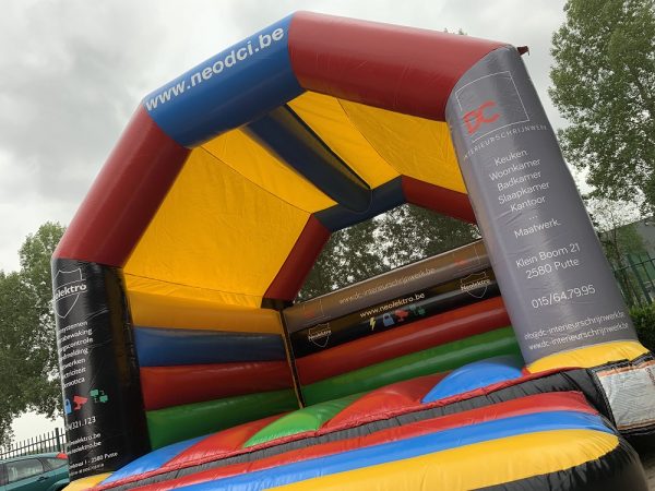 Custom made bouncy castle