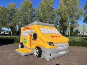 Custom DHL bouncy castle - Jump Factory