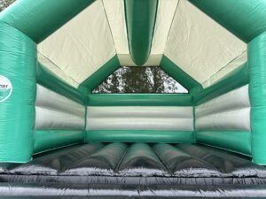 Customized bouncy castle Tröppner