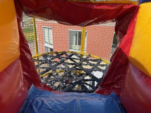 Custom-Made Combi Action Slide 3